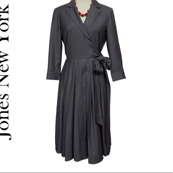 Jones New York Dresses & Skirts - Jones New York Grey Pleated Wrap Dress 3/4 Sleeve